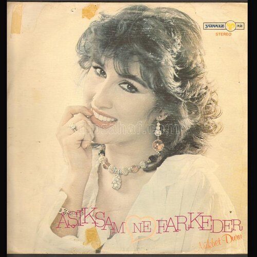Nükhet Duru - Aşıksam Ne Farkeder (1982) Full Albüm İndir Nükhet Duru - Aşıksam Ne Farkeder (1982) Full Albüm İndir