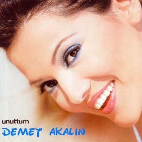 Demet Akalın - Unuttum (2003) Full Albüm İndir Demet Akalın - Unuttum (2003) Full Albüm İndir