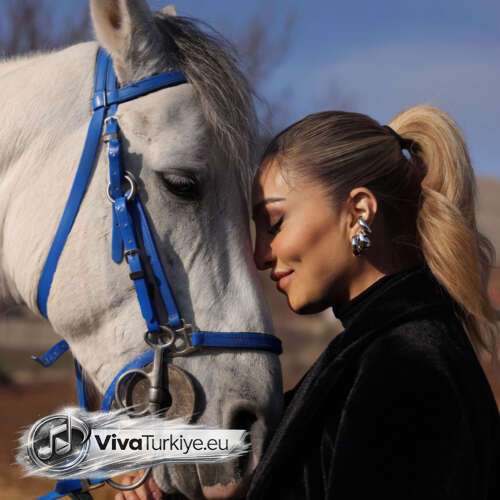Aysel Yakupoğlu Yeni Paslı Sandık Şarkısını Mp3 İndir Aysel Yakupoğlu Yeni Paslı Sandık Şarkısını Mp3 İndir