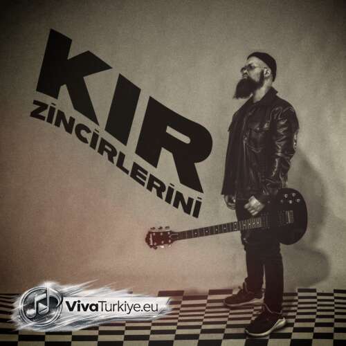 Hayati Karaman Yeni Kır Zincirlerini Şarkısını Mp3 İndir Hayati Karaman Yeni Kır Zincirlerini Şarkısını Mp3 İndir